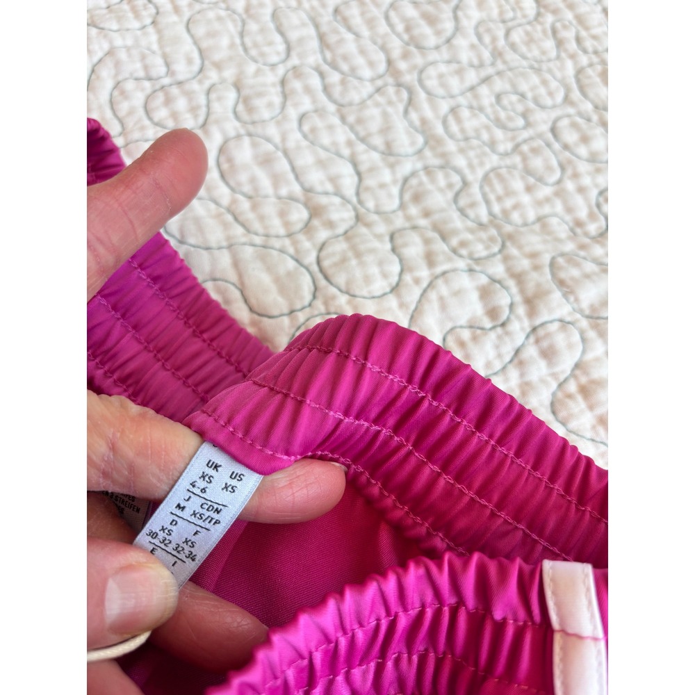 Adidas Originals Women's Pink 3-Stripe Shorts Trefoil Logo Size XS - Picture 4 of 4